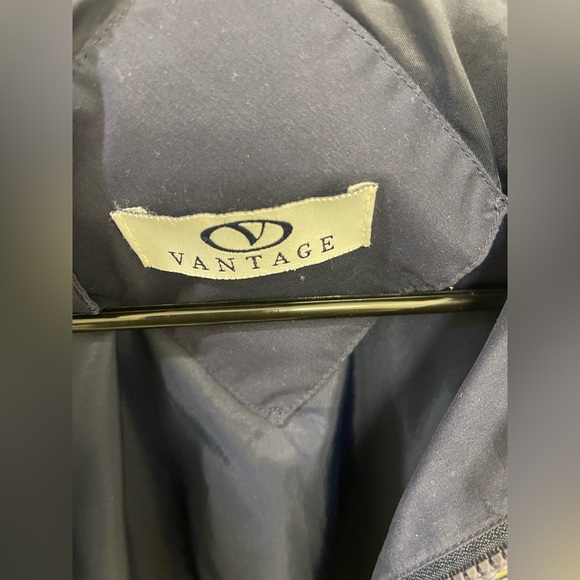 Medium Vintage PITT “suede feel” raincoat/windbreaker - Picture 6 of 6